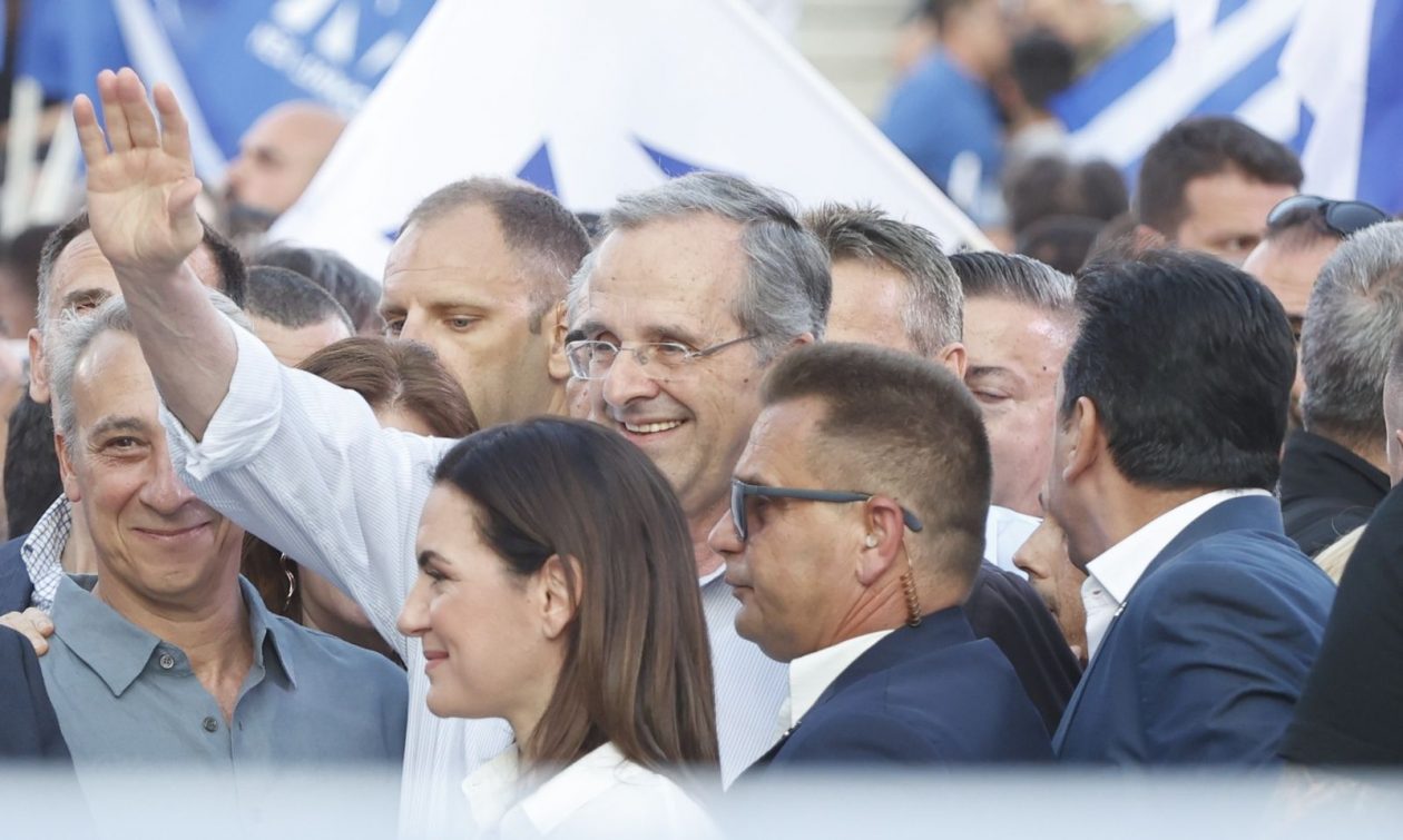 Ο νέος ρόλος του Αντώνη Σαμαρά: «Προφεσόρ» της δεξιάς