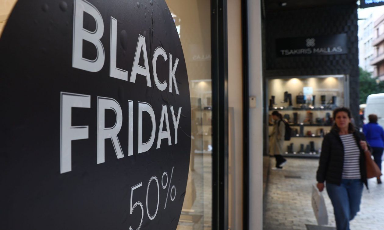 Black Friday και την Κυριακή – Η πρόταση που φέρνει ανατροπές