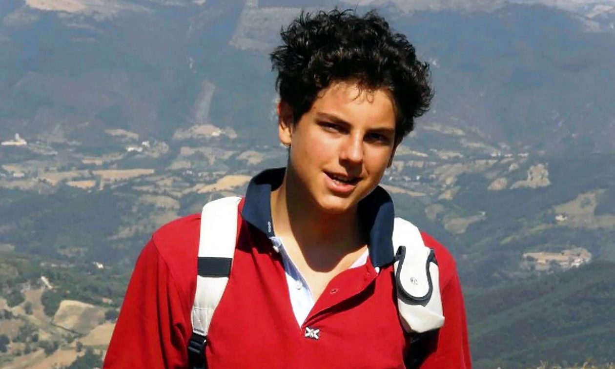 Ιταλία: Ο influencer του Θεού, που πέθανε σε ηλικία 15 ετών, αναμένεται να ανακυρηχθεί σε άγιο