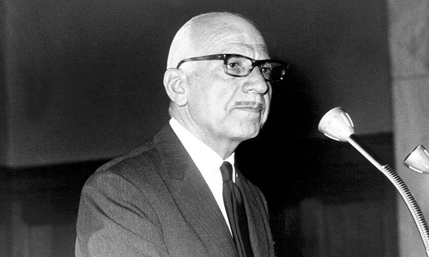 Όταν ο Ξενοφών Ζολώτας μίλησε στο ΔΝΤ στα αγγλικά αλλά με… ελληνικές λέξεις