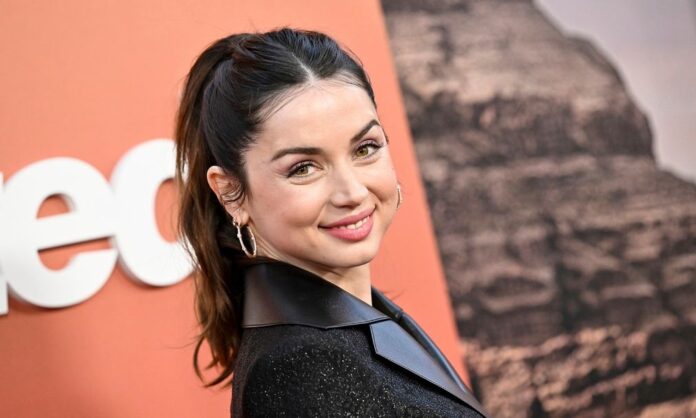 1604176-4ec9976b-1732262349406-721927289-ana-de-armas.jpg