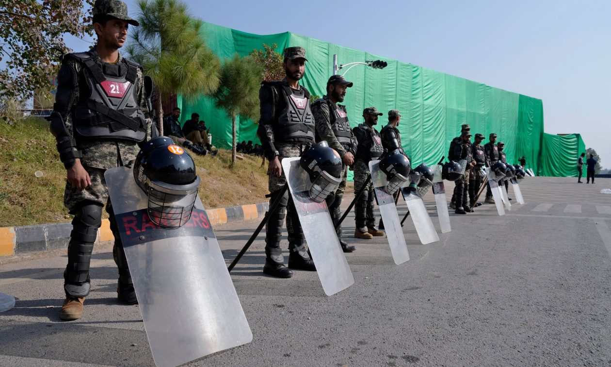 Πακιστάν: Σε lockdown το Ισλαμαμπάντ – Φόβοι επεισοδίων από υποστηρικτές του φυλακισμένου Ιμράν Χαν