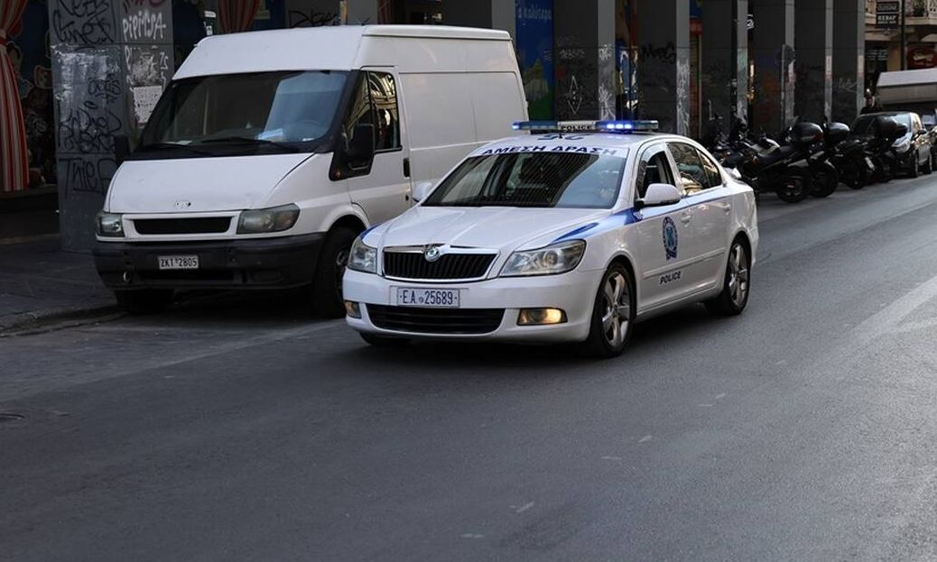 Ληστεία μέρα μεσημέρι στην Καλαμάτα -Την απείλησε με μαχαίρι και της άρπαξε το αυτοκίνητο 