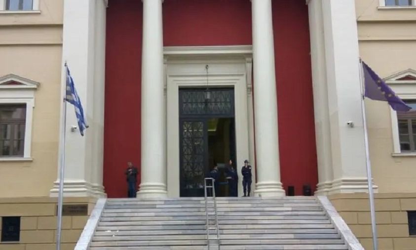 Κύκλωμα διακίνησης ναρκωτικών Πάτρα: Στη φυλακή ο υπάλληλος, έξω ο πυροσβέστης – Τι υποστήριξαν