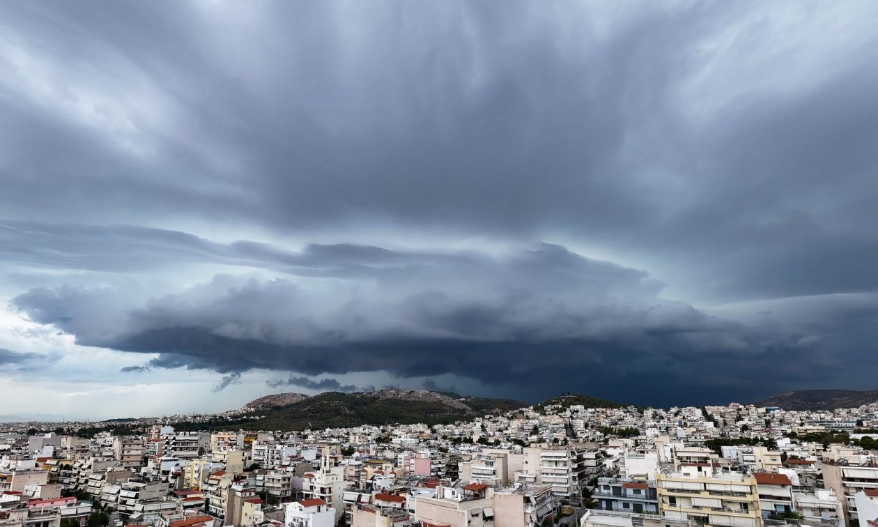 Καιρός – Τσατραφύλλιας: Μας περιτριγυρίζει ψυχρή λίμνη – Οι περιοχές που θα υπάρξει επιδείνωση