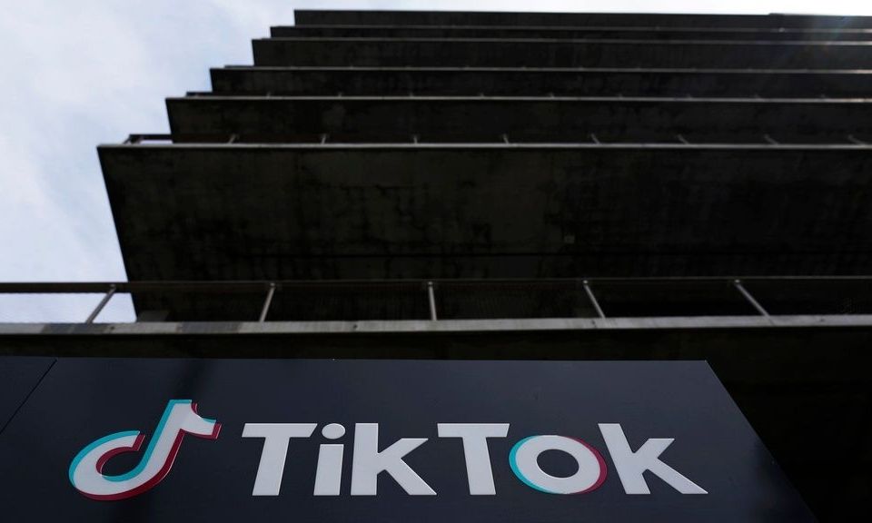 TikTok: Σχέδια για τον αποκλεισμό της εγγραφής παιδιών κάτω των 13 ετών