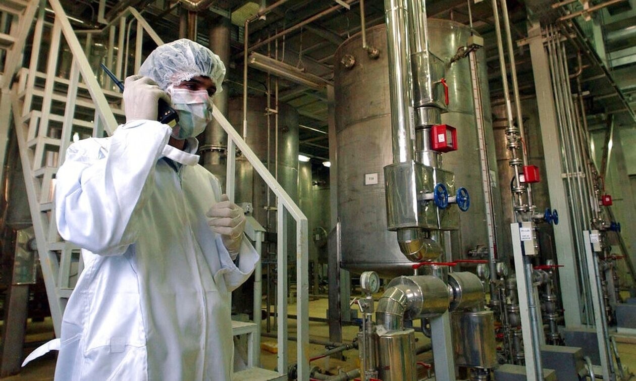 Προειδοποίηση από το Ιράν στη Δύση: «Αν επαναφέρετε τις κυρώσεις, θα αλλάξουμε το πυρηνικό δόγμα»