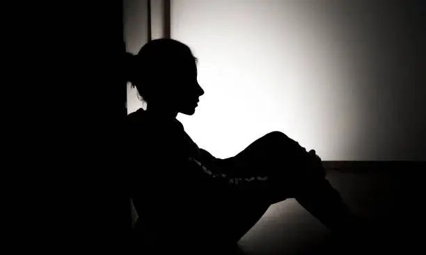 Καταγγελία για βιασμό μαθήτριας μέσα σε ασανσέρ σχολείου