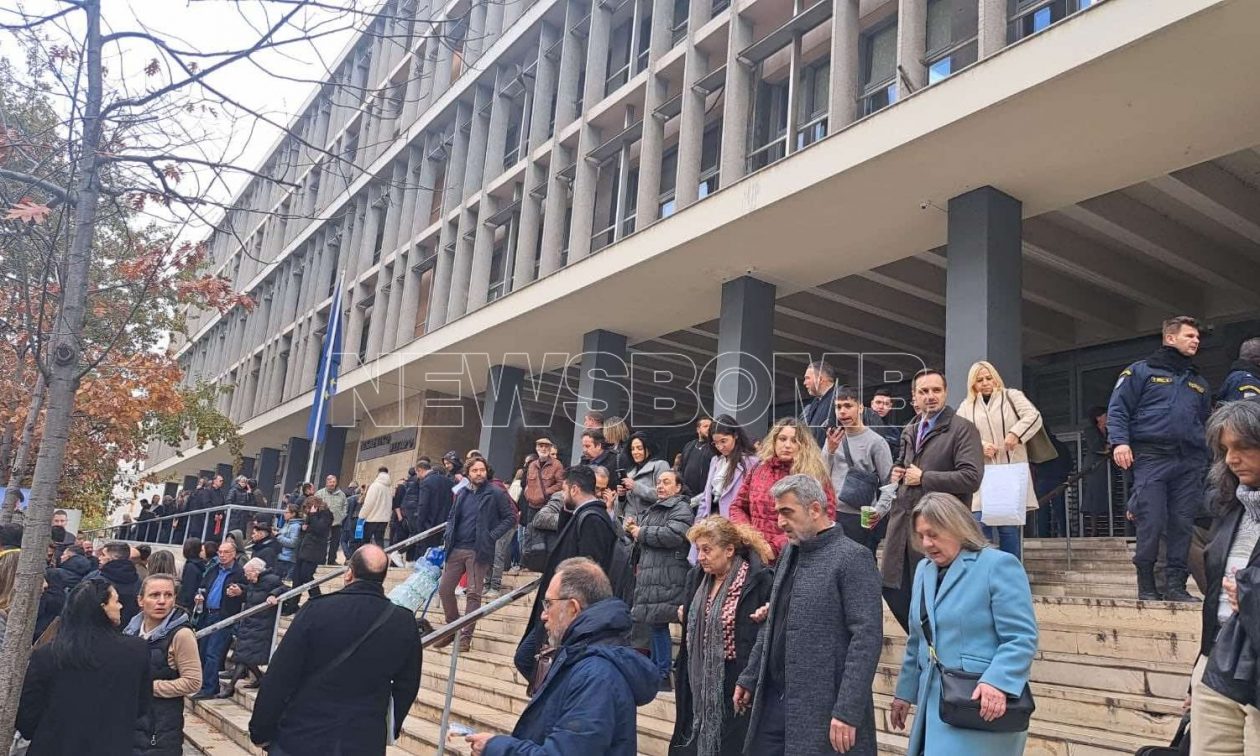 Λήξη συναγερμού στη Θεσσαλονίκη: Φάρσα το τηλεφώνημα για βόμβα στα δικαστήρια