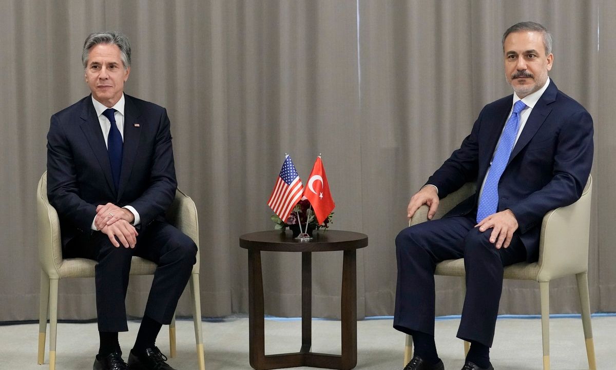 Συρία: Ο Μπλίνκεν τόνισε στον Φιντάν την ανάγκη για «αποκλιμάκωση» της έντασης