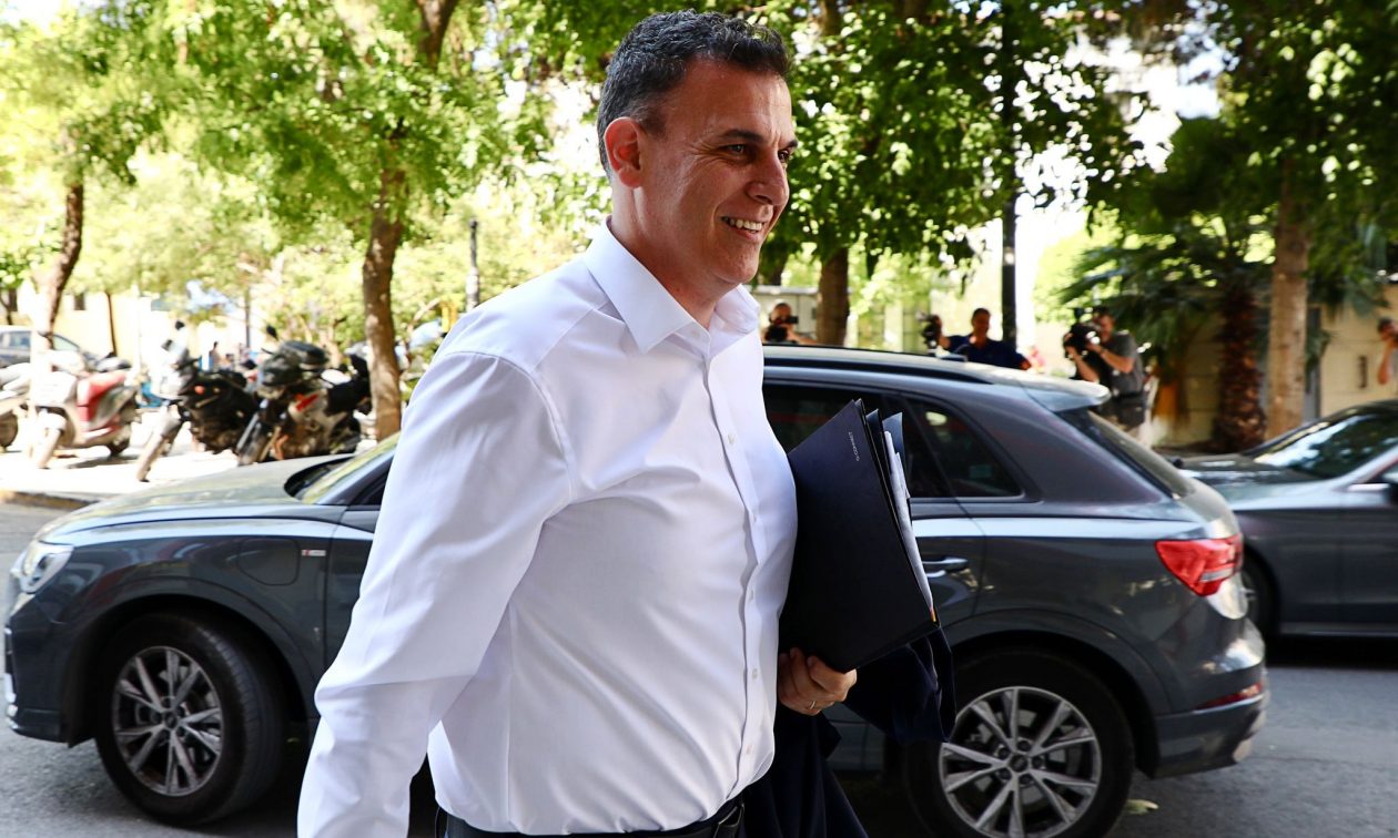 ΣΥΡΙΖΑ: Καραμέρος εκπρόσωπος Τύπου – Θεοχαρόπουλος διευθυντής γραφείου Φάμελλου