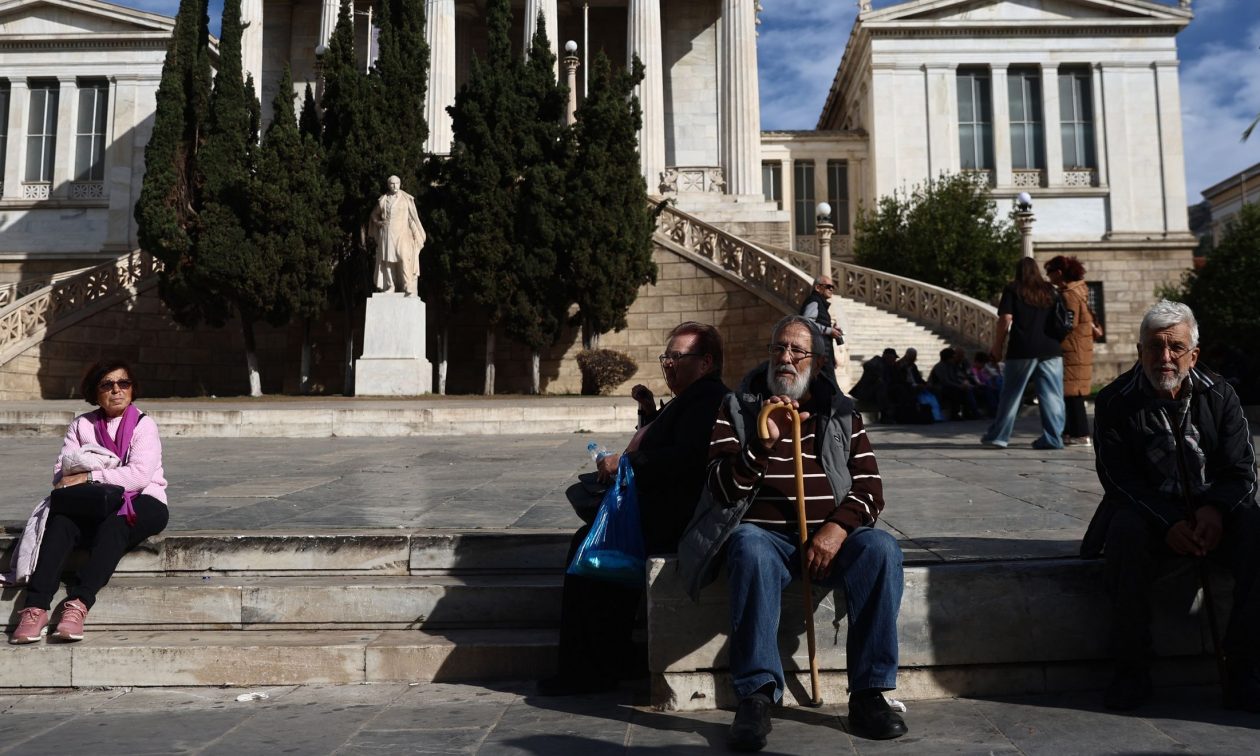 Αναδρομικά: Τις επόμενες μέρες αποφασίζει το ΑΕΔ για 370.000 συνταξιούχους