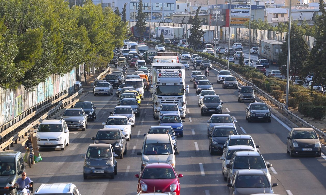 Κίνηση τώρα: «Έμφραγμα» σε Κηφισό και Κηφισίας – Μεγάλες καθυστερήσεις σε Αττική Οδό