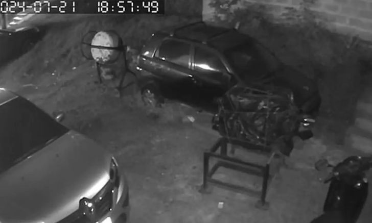 Βίντεο που κόβει την ανάσα: Η στιγμή που UFO χτυπάει άνθρωπο στο κεφάλι