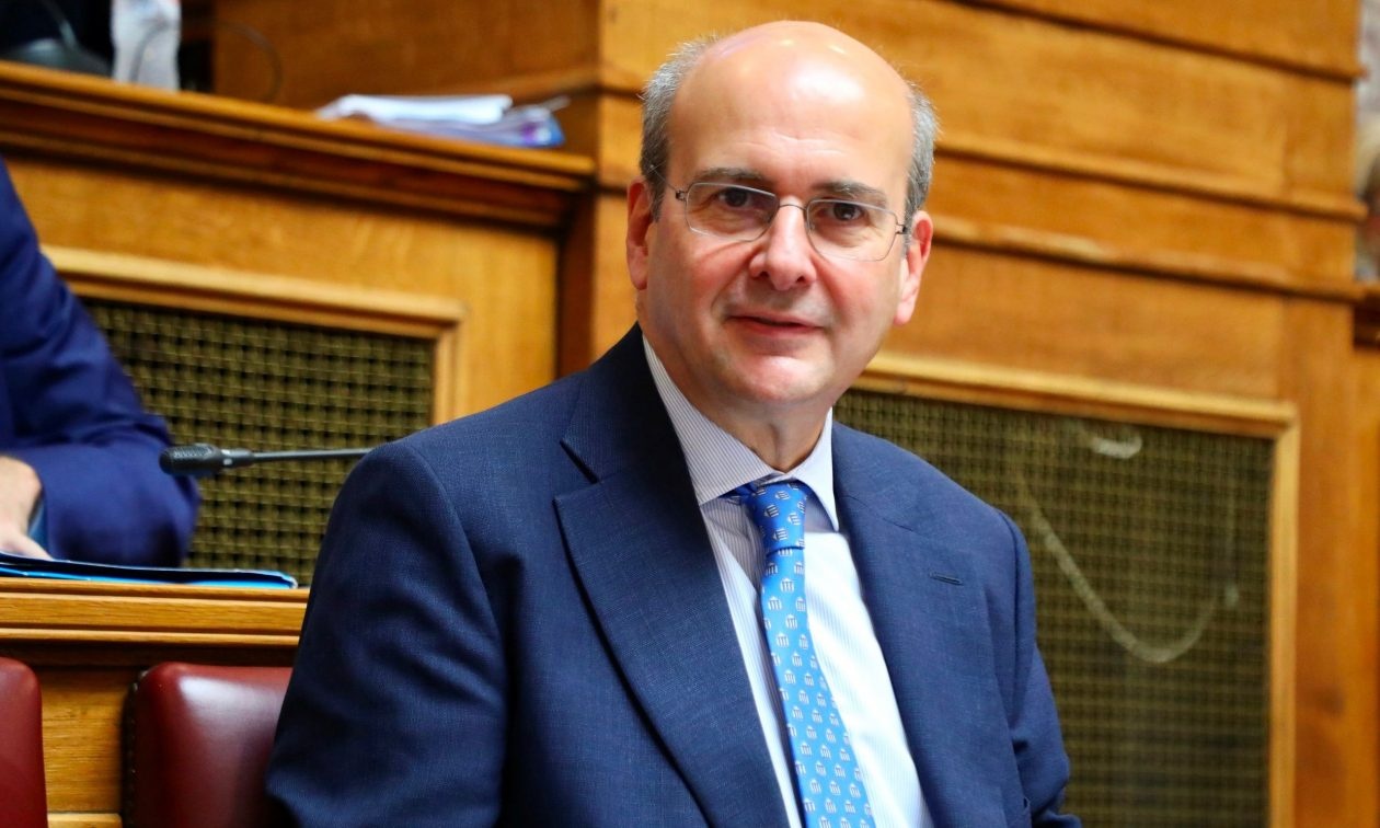 Χατζηδάκης: Δέσμη παρεμβάσεων στις τράπεζες για προμήθειες, ανταγωνισμό, στεγαστικό, χρηματοδότηση