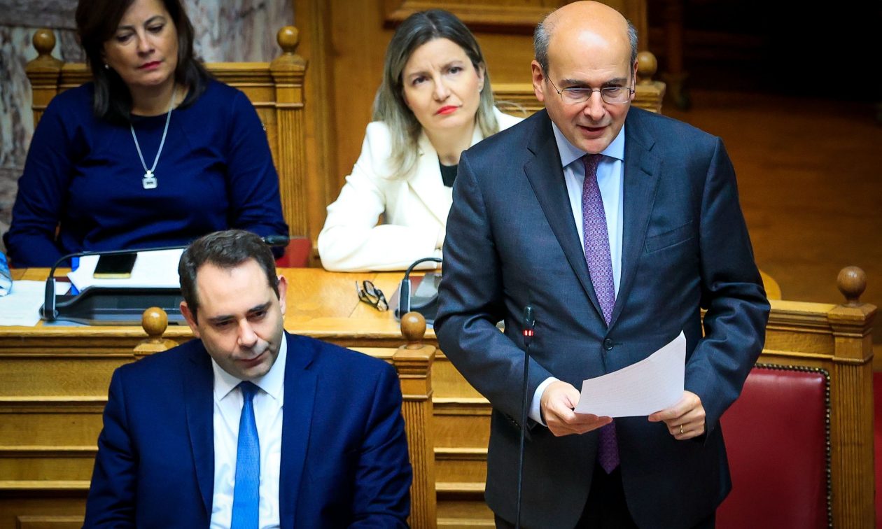 Βουλή: Απέρριψε ο Χατζηδάκης την τροπολογία ΠΑΣΟΚ για έκτακτη εισφορά στα υπερκέρδη των τραπεζών