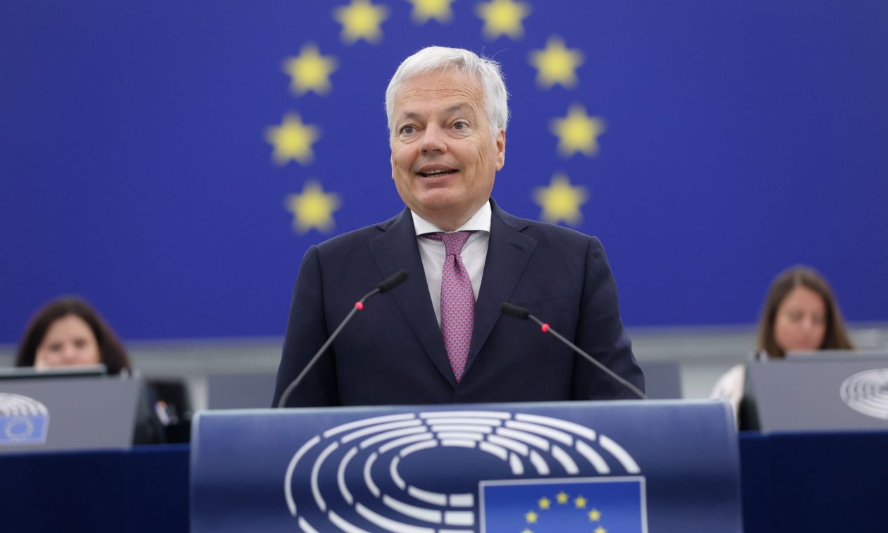 Βέλγιο: Ύποπτος για μαύρο χρήμα ο πρώην Ευρωπαίος Επίτροπος Δικαιοσύνης