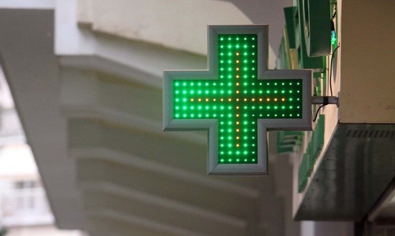 Θεσσαλονίκη: Απόπειρα ληστείας με μαχαίρι σε φαρμακείο στη Νεάπολη