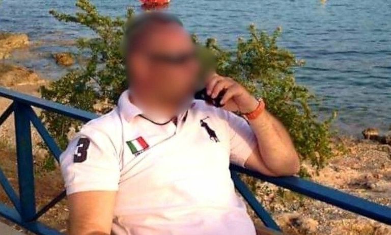Αστυνομικός της Βουλής: «Με απείλησε με κουζινομάχαιρο» – Σοκάρει η καταγγελία της πρώην συζύγου του