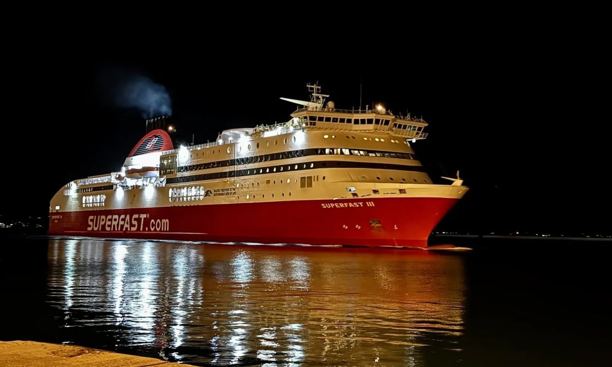 Μηχανική βλάβη στο Superfast 3 – Επιστρέφει στο λιμάνι της Ηγουμενίτσας