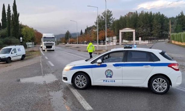 Διεκόπη η κυκλοφορία στην εθνική οδό Πύργου-Ολυμπίας – Πλημμυρικά φαινόμενα στο Στρέφι