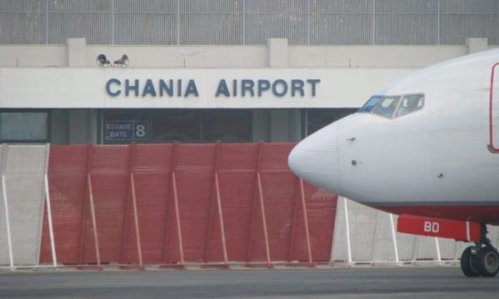 Τρόμος στον αέρα για 141 επιβάτες – Αναγκαστική προσγείωση στο αεροδρόμιο Χανίων