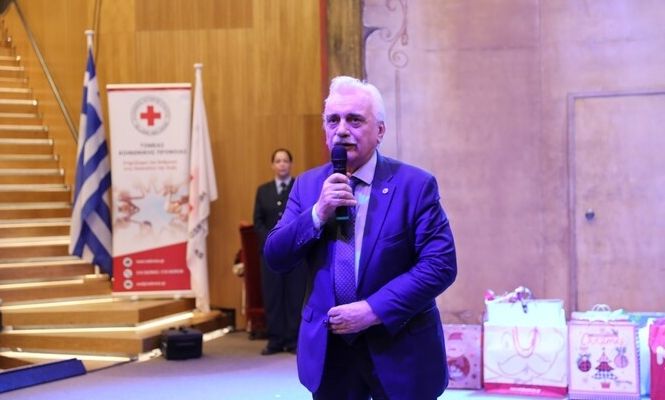 Ο Ελληνικός Ερυθρός Σταυρός και ο Αθήνα 9.84 στο πλευρό των ευάλωτων οικογενειών