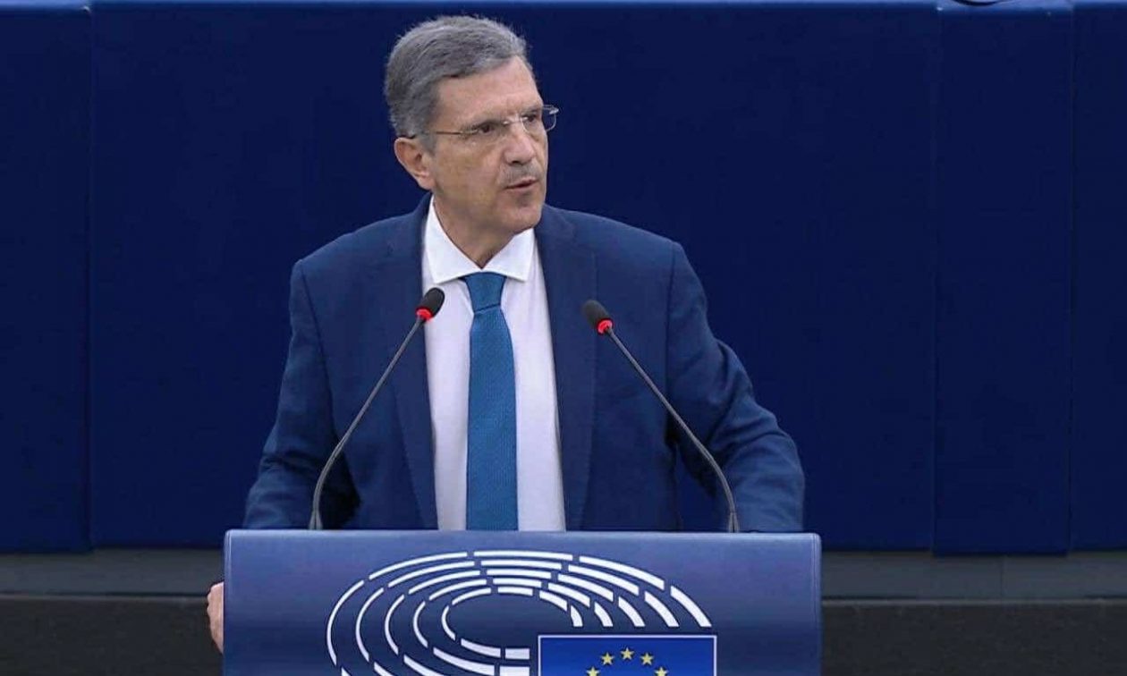 Ο Γιώργος Αυτιάς, το Σάββατο θα περιοδεύσει στη Θεσσαλία μαζί με τον Απόστολο Τζιτζικώστα