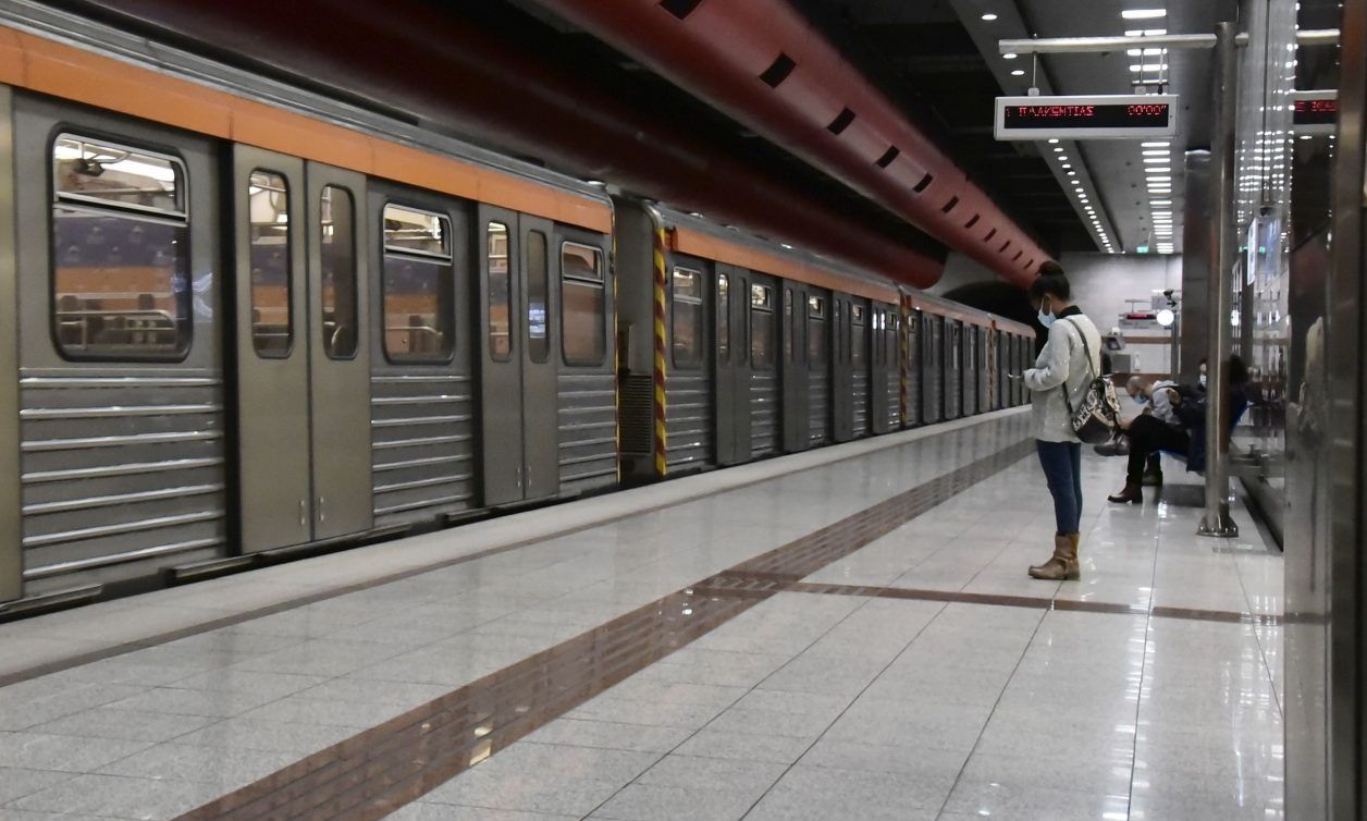 Στάση εργασίας την Παρασκευή (13/12) σε μετρό και ΗΣΑΠ – Τι ώρα τραβούν χειρόφρενο οι συρμοί