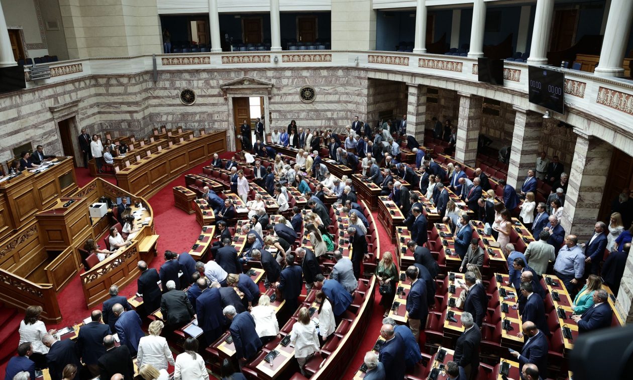 Τα δύο θέματα που θα καθορίσουν τη συζήτηση του προϋπολογισμού