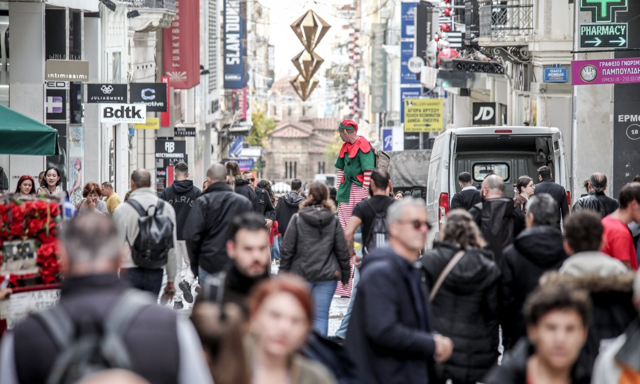 Ανοιχτά μαγαζιά και σούπερ μάρκετ σήμερα, Κυριακή 15/12 – Το εορταστικό ωράριο