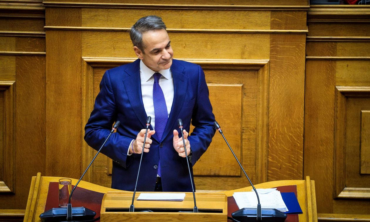 Προϋπολογισμός 2025 – Μητσοτάκης για τράπεζες: Όλες οι χρεώσεις για συναλλαγές μηδενίζονται