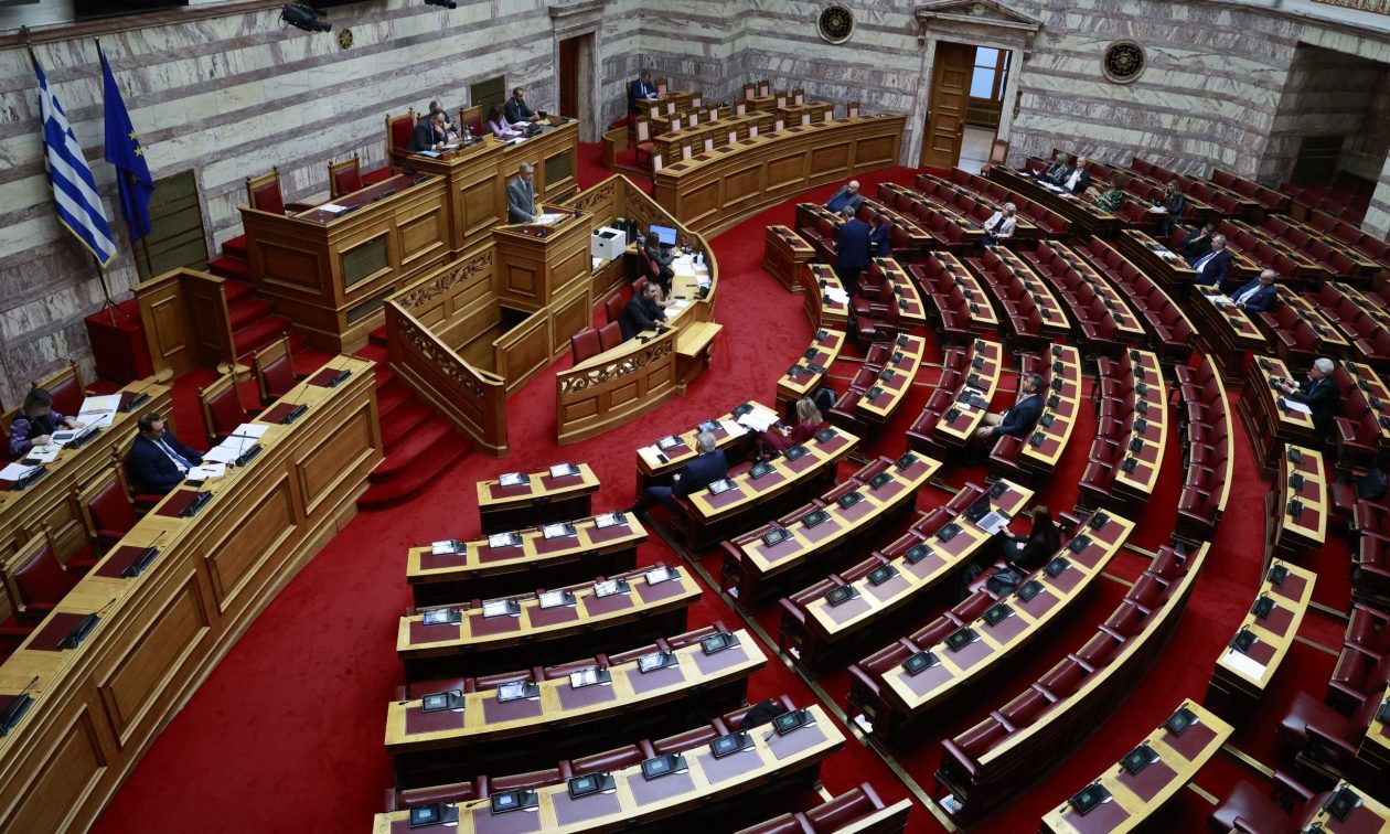 Προϋπολογισμός 2025:Ψηφίζουν οι ανεξάρτητοι Ασπιώτης και Κατσιβαρδάς