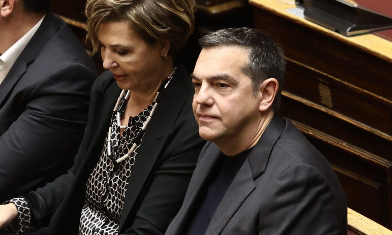 Το παρασκήνιο πίσω από το αλαλούμ με την ψήφο Τσίπρα για τις αμυντικές δαπάνες
