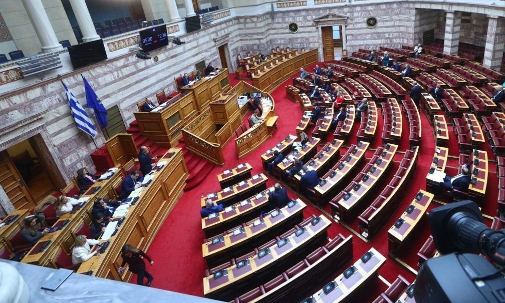 Στα βράχια των εξοπλιστικών και του ΠτΔ το… «Λαϊκό Μέτωπο» ΣΥΡΙΖΑ – Νέας Αριστεράς