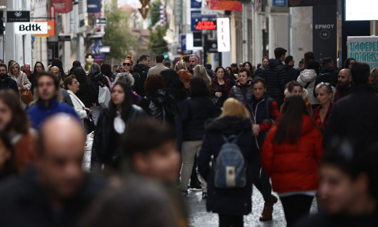 e-ΕΦΚΑ και ΔΥΠΑ: Ξεκίνησαν οι πληρωμές σε 3,7 εκατ. πολίτες – Πότε μπαίνουν τα λεφτά