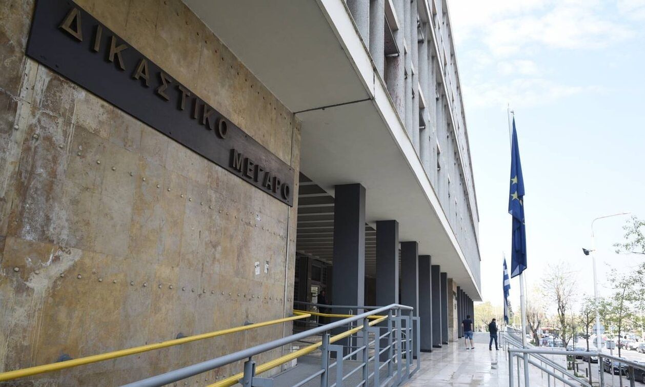 Θεσσαλονίκη: Προφυλακιστέοι οι 4 αλλοδαποί για τα 46 κιλά κοκαΐνης σε κοντέινερ με μπανάνες