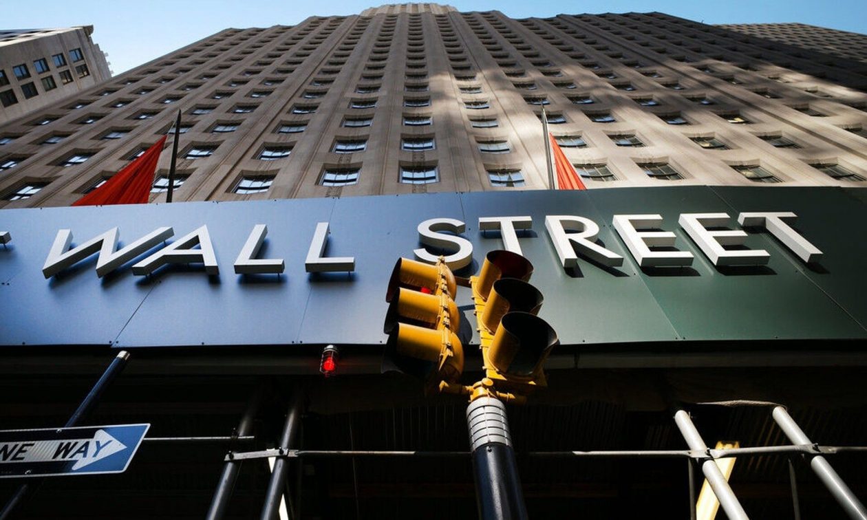 Wall Street: Τέλος το σερί των 10 αρνητικών συνεδριάσεων για τον Dow Joens