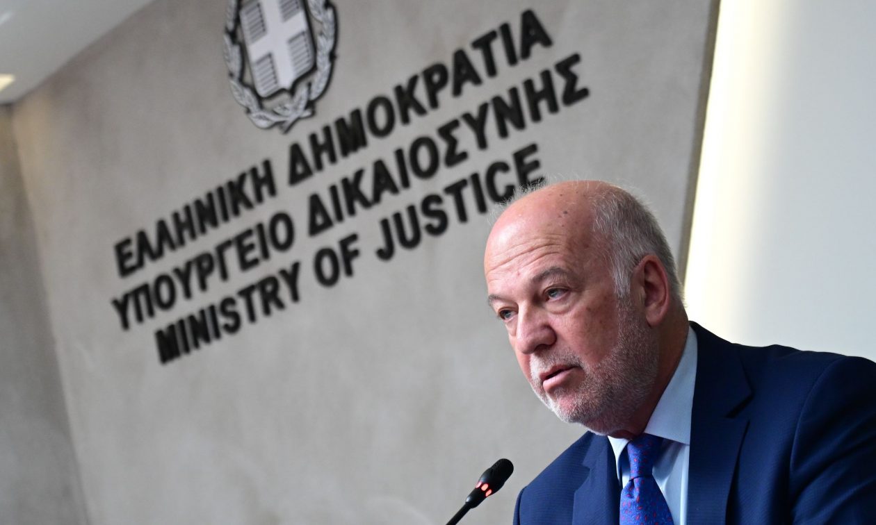 Επίσκεψη Φλωρίδη στο «Σπίτι του Παιδιού» ενόψει των εορτών των Χριστουγέννων