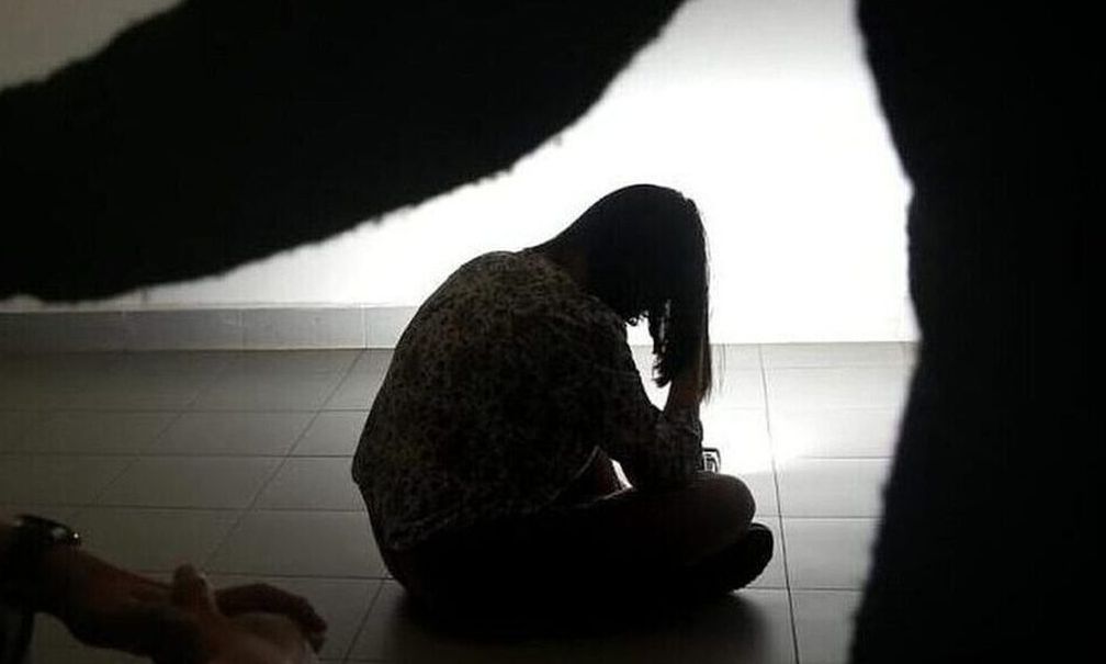 Κτηνωδία στο Βέλγιο: Γονείς βίαζαν τις τέσσερις κόρες τους καθημερινά για δύο χρόνια