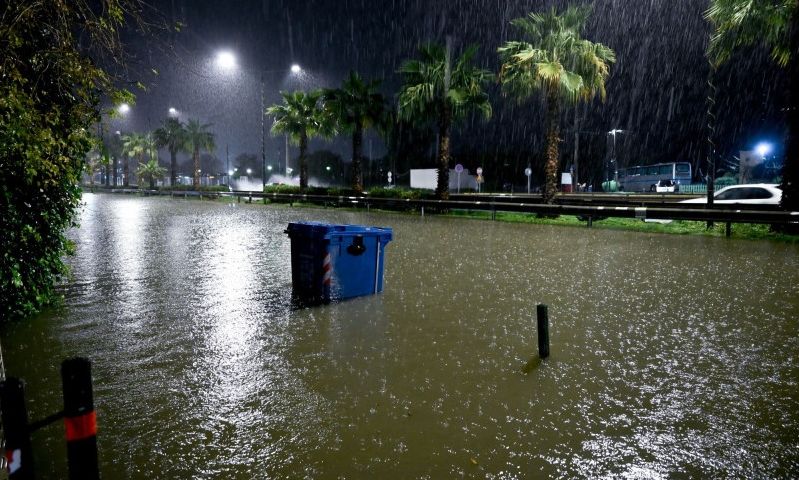 Δήμαρχος Αλίμου για τα λύματα στην παραλιακή: Ευθύνη της ΕΥΔΑΠ – Υγειονομικά επικίνδυνη η κατάσταση