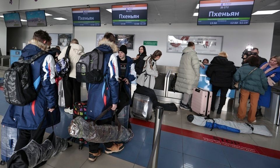 Άνοιξαν ξανά τα τέσσερα αεροδρόμια της Μόσχας: Είχαν κλείσει για λόγους «ασφαλείας»