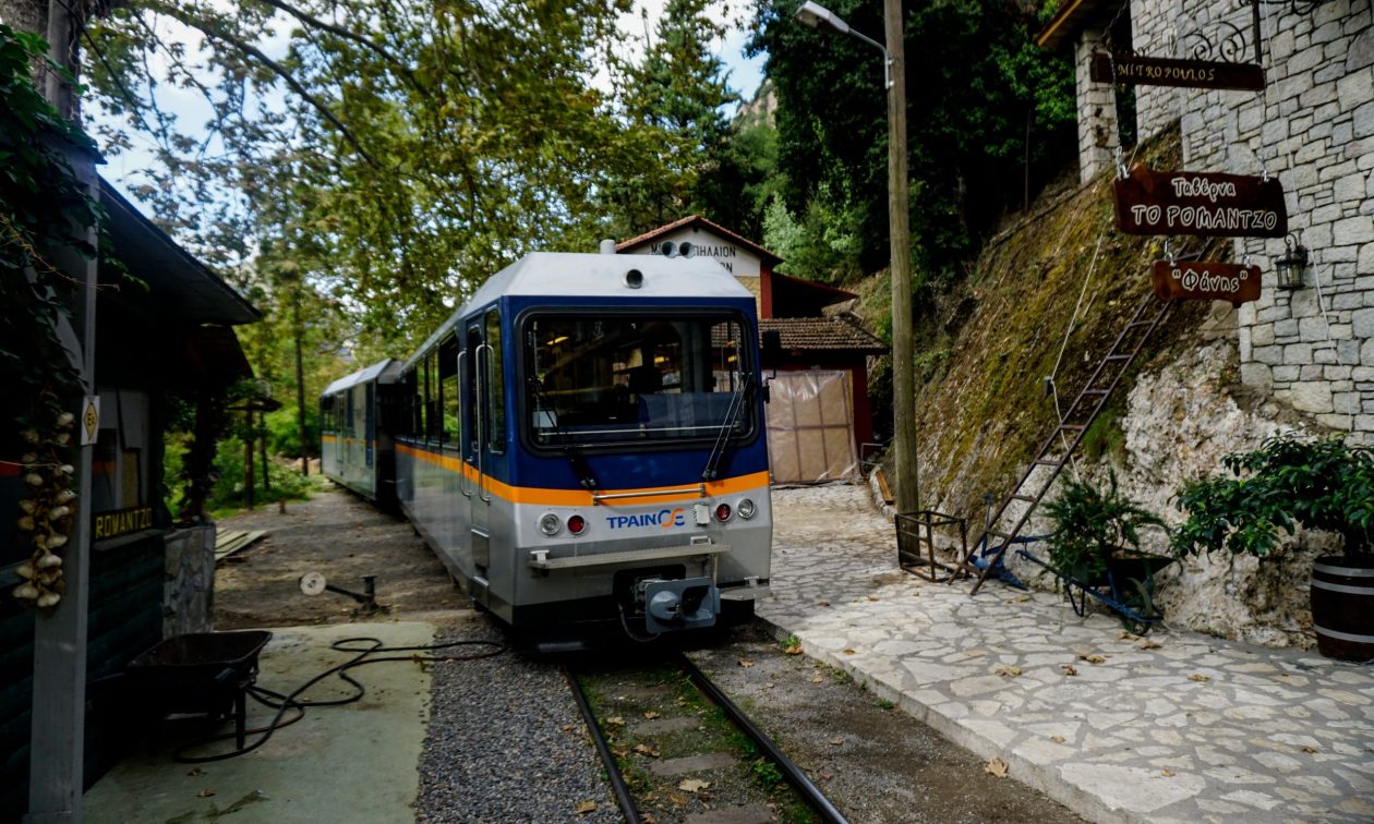 Καλάβρυτα: Κανονικά πραγματοποιούνται σήμερα (28/12) τα δρομολόγια του Οδοντωτού