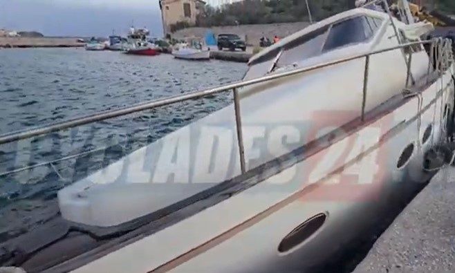 Σύρος: Ημιβύθιση εγκαταλελειμμένου σκάφους αναψυχής – Δείτε βίντεο