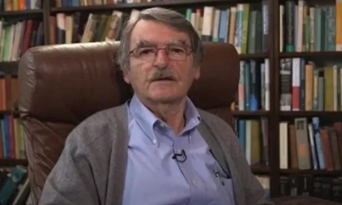 Πέθανε ο συγγραφέας Ντέιβιντ Λοτζ