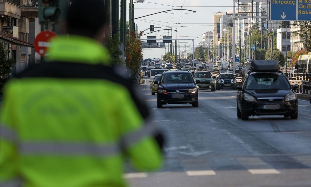 Πάνω από 29.000 πρόστιμα από την Τροχαία τον Δεκέμβριο στην Αττική