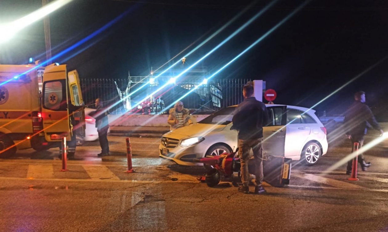 Τροχαίο στην έξοδο του λιμένα Ηγουμενίτσας – Τραυματίστηκε διανομέας