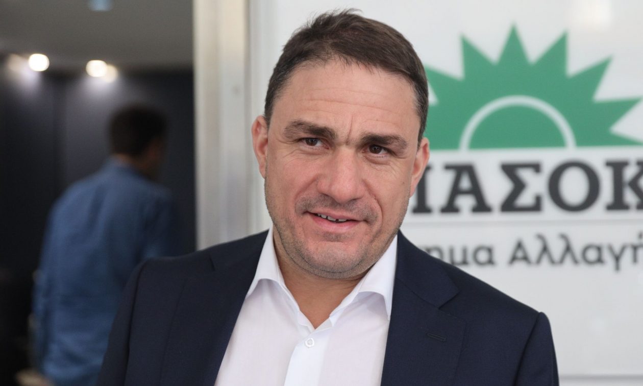 Τσουκαλάς: «Η ΝΔ είναι η κυβέρνηση, που επιλέγει να μειώσει το επίδομα ανεργίας»