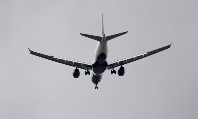 1616103-aeroplana.jpg