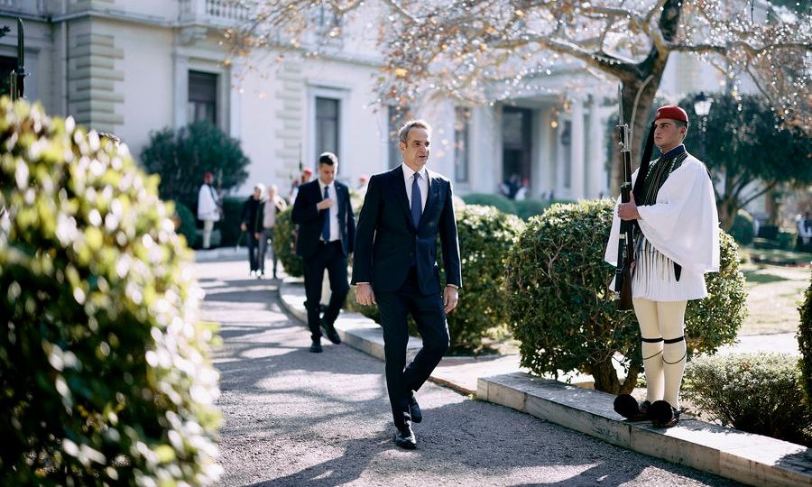 Κυριάκος Μητσοτάκης: Στο Κάιρο ο πρωθυπουργός για τη Τριμερή Σύνοδο Κορυφής Ελλάδας-Αιγύπτου-Κύπρου